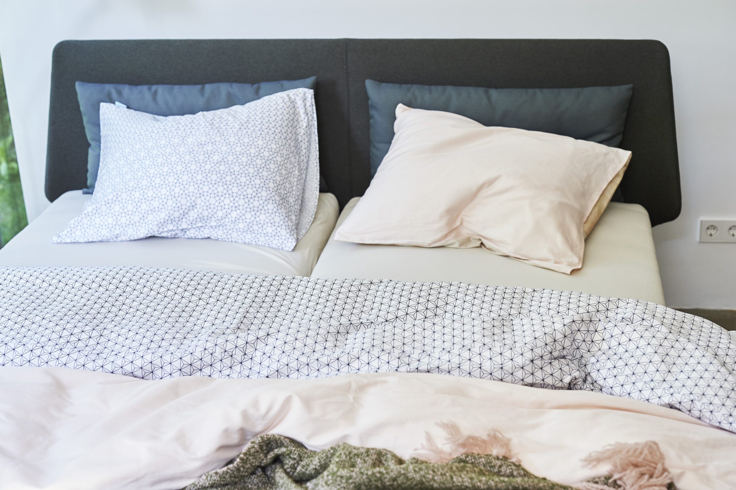 Lit Essential Auping